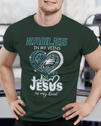 Philadelphia Eagles Football V2 T- Shirt Gildan 5000, Sweatshirt & Hoodie